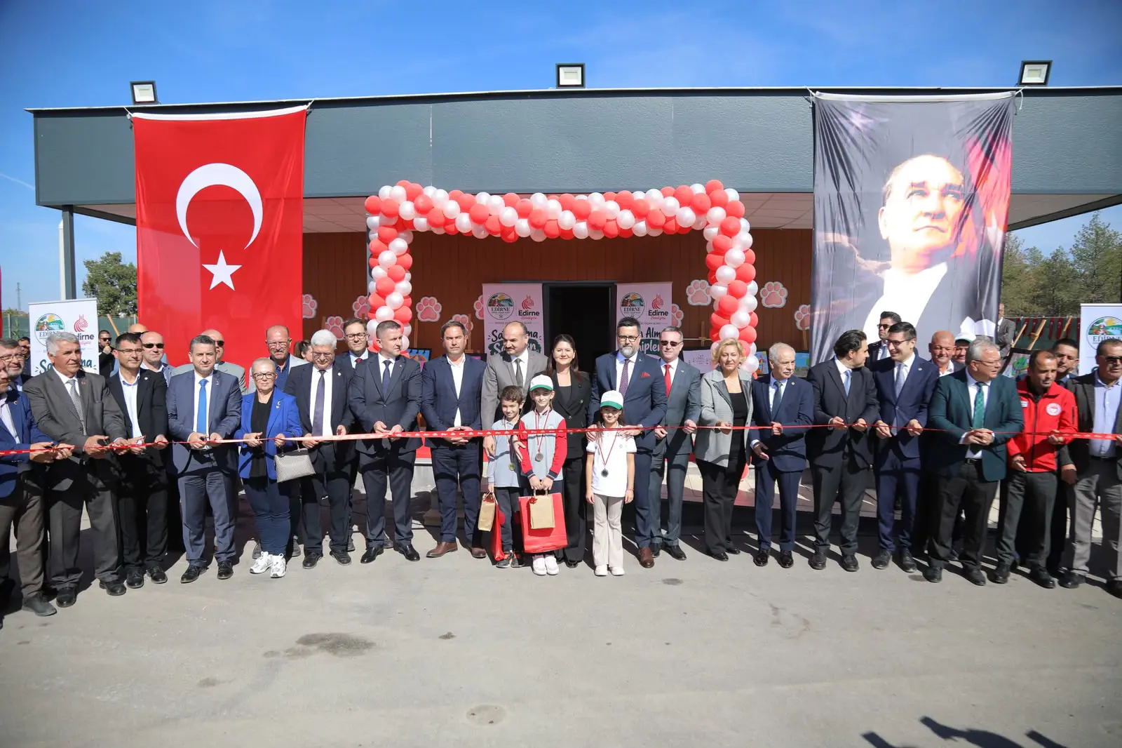 EDİRNE SAHİPSİZ HAYVAN DOĞAL YAŞAM ALANI HİZMETE AÇILDI galeri görseli